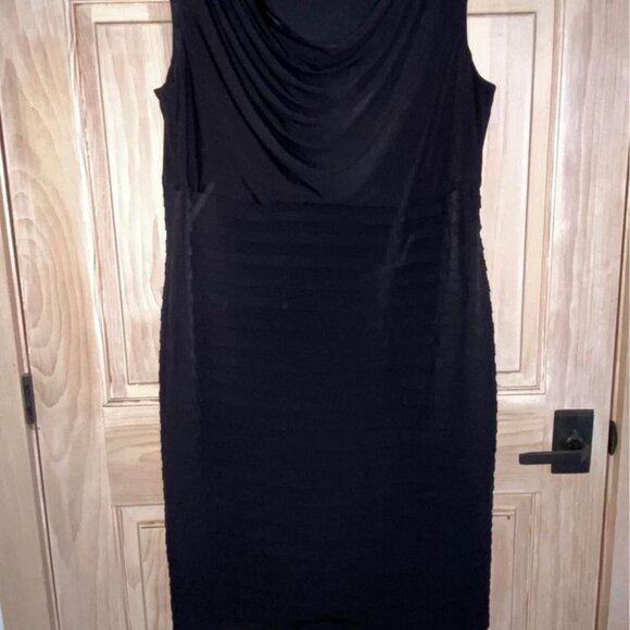 Women's LONDON TIMES black sleeveless dress. Plus size 20W. No issues. Like New. - Picture 1 of 6